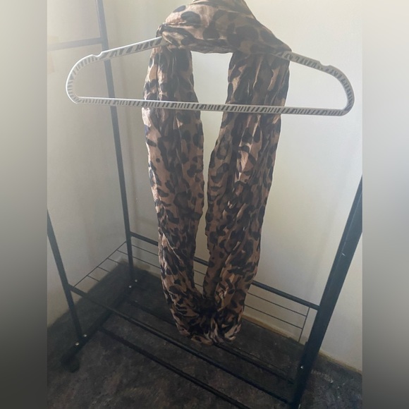 Scarf - Picture 2 of 3